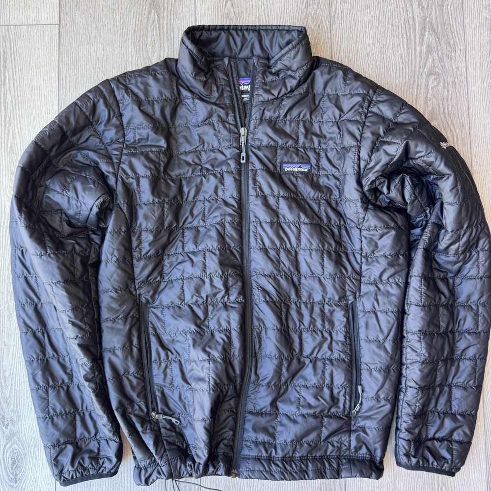 Patagonia Men's Nano Puff Jacket Size Medium Black